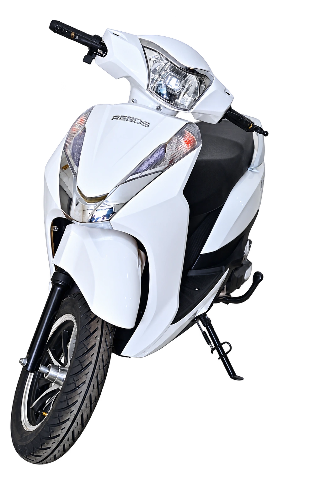 White Three-quarter